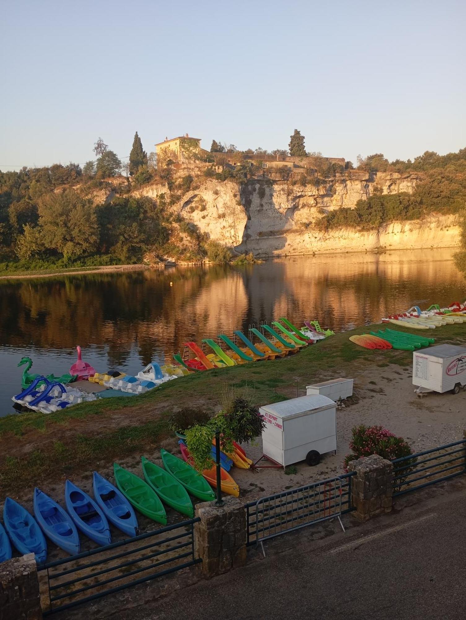 Cairenou Location Apartment Saint-Martin-dʼArdèche Bagian luar foto