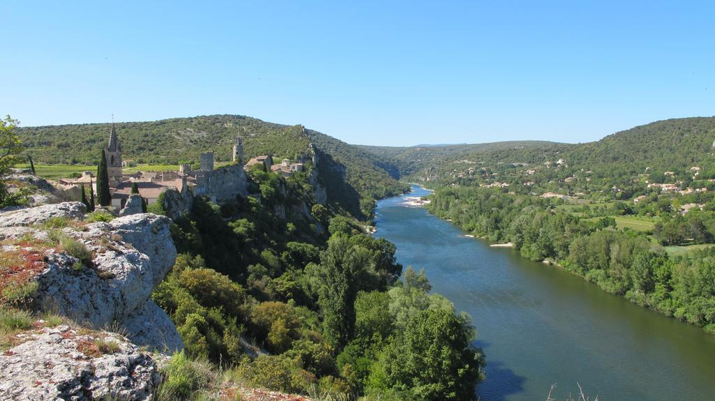 Cairenou Location Apartment Saint-Martin-dʼArdèche Bagian luar foto